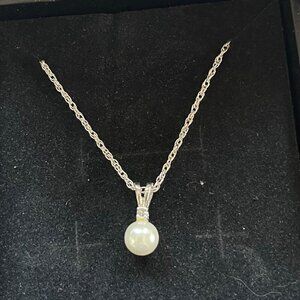 Cate & Chloe Pearl Necklace - (R26) 3317